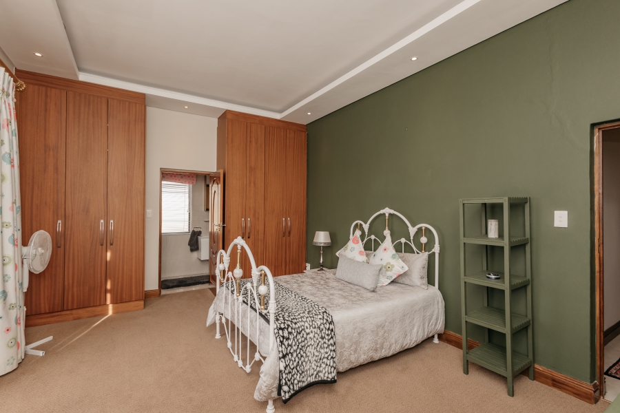 4 Bedroom Property for Sale in Baronetcy Estate Western Cape